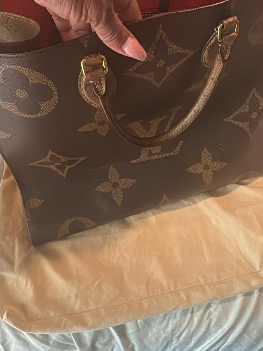 Louis Vuitton OnTheGo GM Tote – Giant Monogram (Authentic)